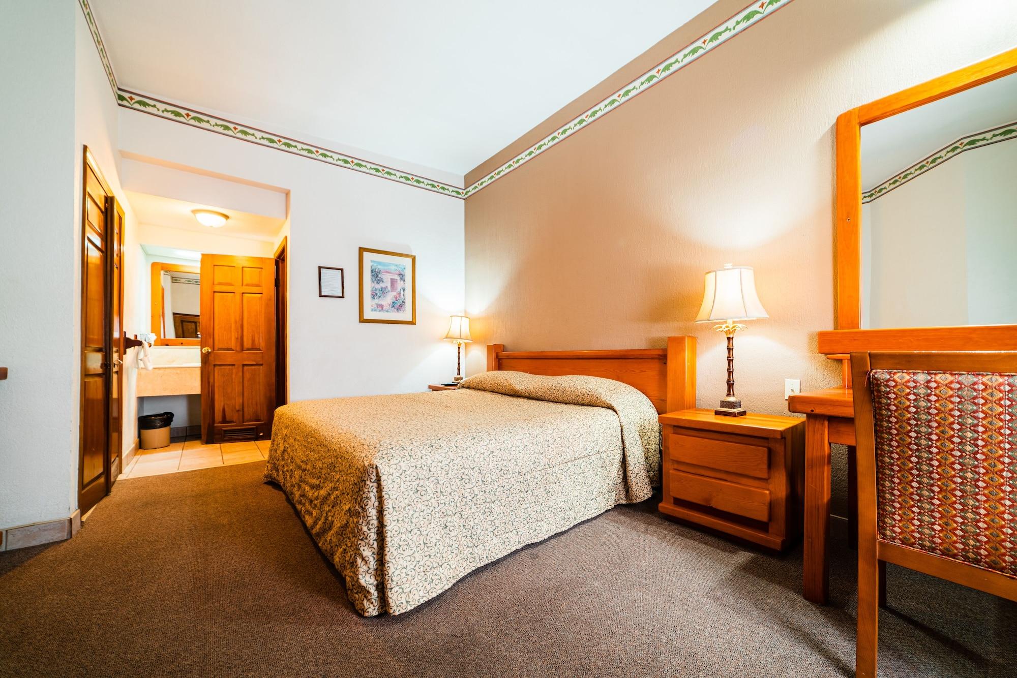 Hotel Suites El Paseo シウダー・フアレス エクステリア 写真