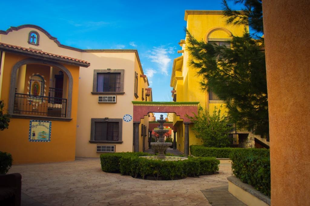 Hotel Suites El Paseo シウダー・フアレス エクステリア 写真